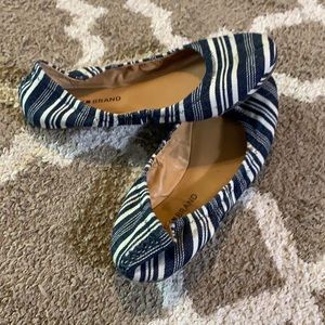 Lucky Brand ballet  blue and white striped flats.